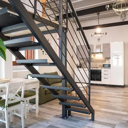 아파트 Villanova Loft